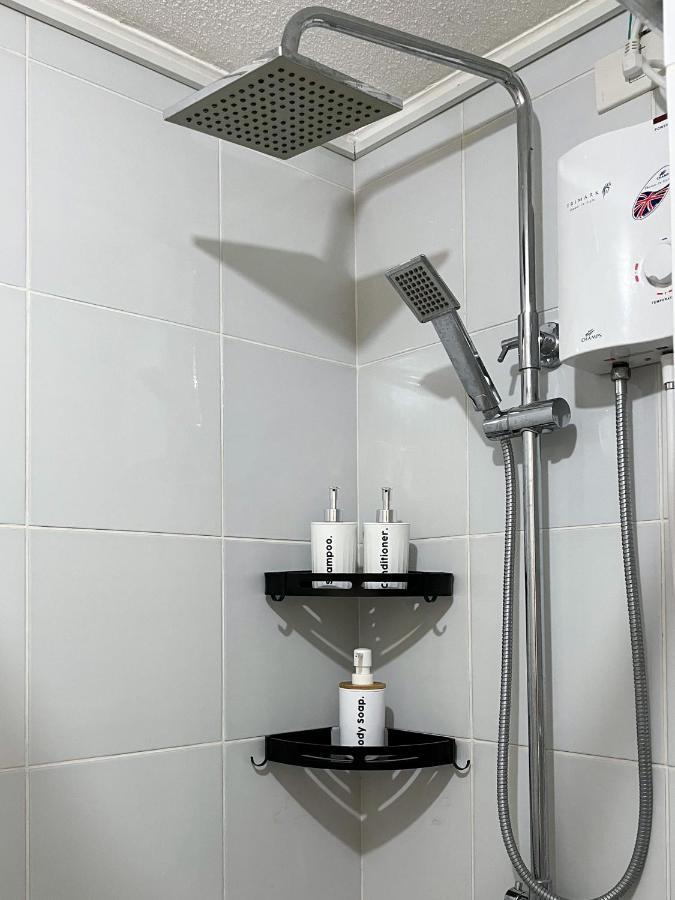 Modern 2Br Condo Near Sm With Free Parking Pool Wifi And Netflix Davao City Extérieur photo